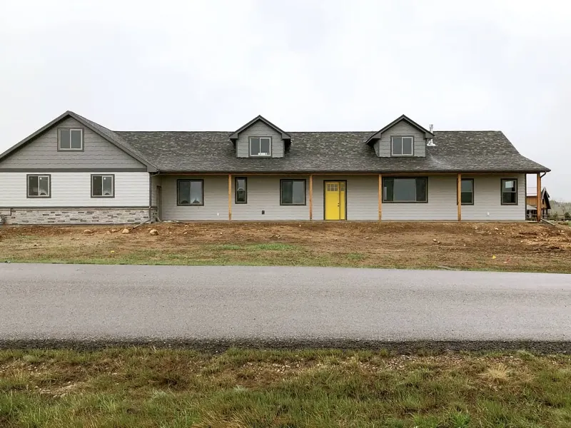 Siding installation by HWT Construction